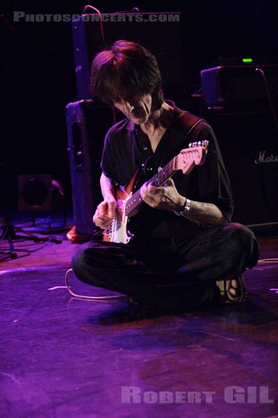 DURUTTI COLUMN - 2005-09-03 - PARIS - Forum des Images - 